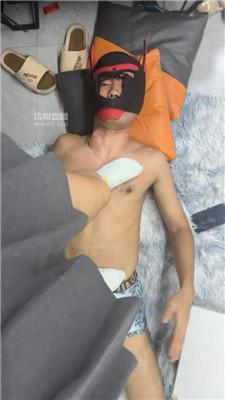 153133w8dqaxjnirzp89zj.jpg